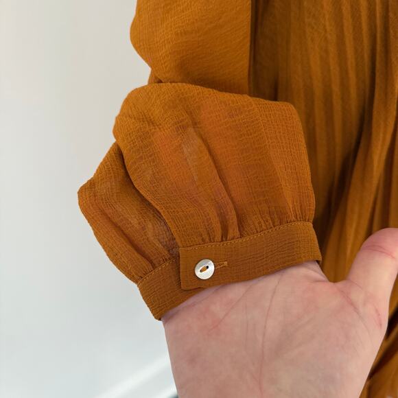 NWT City Chic 'Precious Pleat Dress' in Caramel V Neck Pullover Plus Size 14/16 - Picture 5 of 12